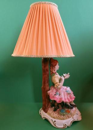 Винтажная фарфоровая лампа capodimonte italy настольная прикроватная детская итальянская2 фото