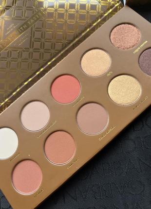 Палетка теней zoeva Caramel melange eyeshadow palette1 фото