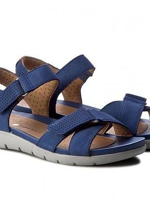 Шкіряні сандалі clarks un saffron dark blue