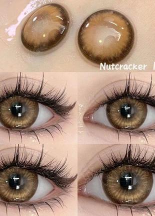 Кольорові контактні лінзи без діоптрій + контейнер