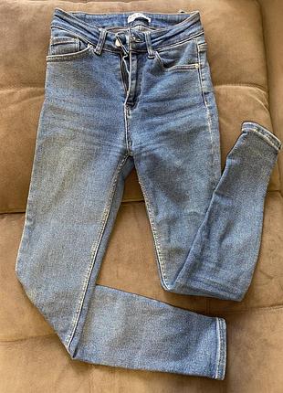 Джинси skinny