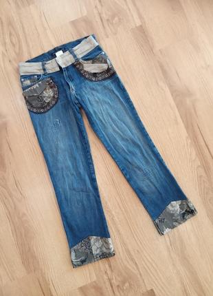 Синие женские джинсы с стильными украшениями, размер s8 фото