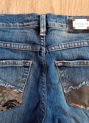 Синие женские джинсы с стильными украшениями, размер s6 фото