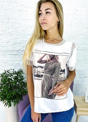 Модная футболка с принтом и вставками из евросетки1 фото