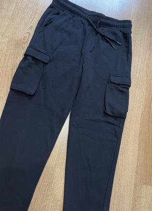 Чорні спортивні утеплені штани джоггери sinsay розмір м3 фото