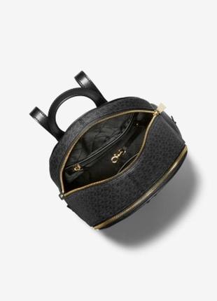 Женский модный городской рюкзак michael kors rhea из монограммной канвы и кожи3 фото