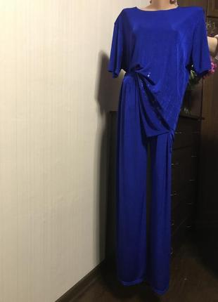 Шикарний синій електрик брючний костюм