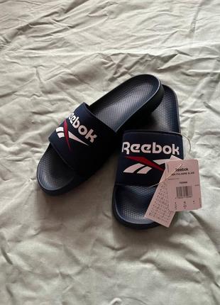 Шлёпанцы  reebok flugere