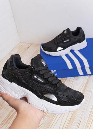 Женские кроссовки adidas falcon black кросівки1 фото