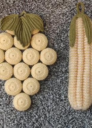 Вязаный декор ( лот)