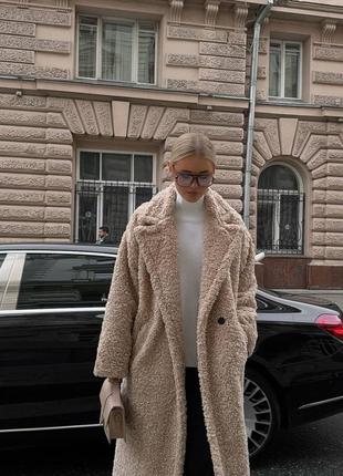 Нужен идеальный зимний look?❄️ стильная шубка представлена в 3 цветах.4 фото