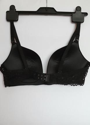 Черный бюстгальтер biweier