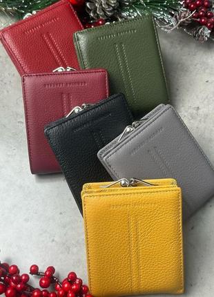Шкіряні гаманці в кольорах2 фото