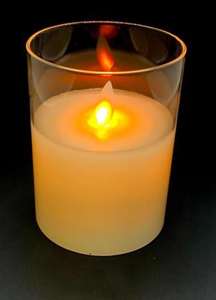 Свеча с led подсветкой с движущимся пламенем (10*7,5*7,5 см)