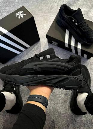 Стильні чорні чоловічі кросівки adidas yezzy 700 замшеві кросівки із натуральної замші3 фото