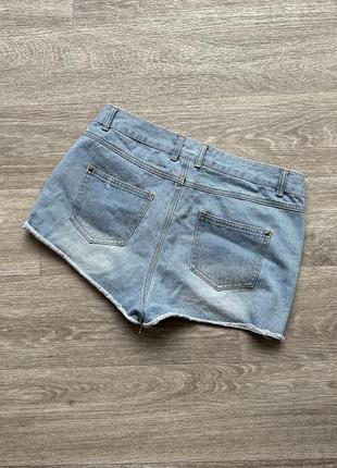 Стильные короткие джинсовые шорты с камушками denim co 40/l4 фото