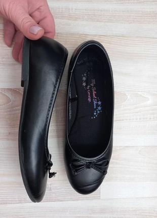 Черные балетки туфли