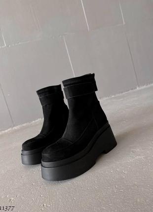 Демисезонные ботинки =meideli=
цвет: черный, экозамша3 фото