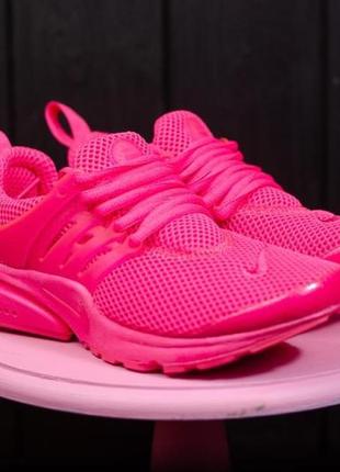 Жіночі кросівки nike air presto woven pink neon