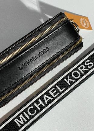 Сумочка кросс боди из экокожи от michael kors5 фото