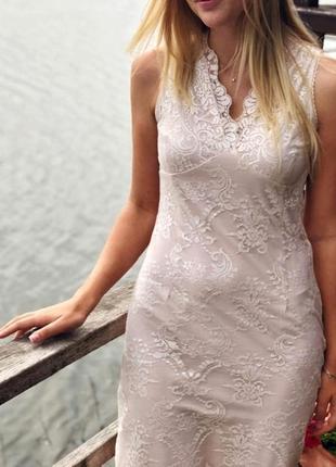 Нежное кружевное платье