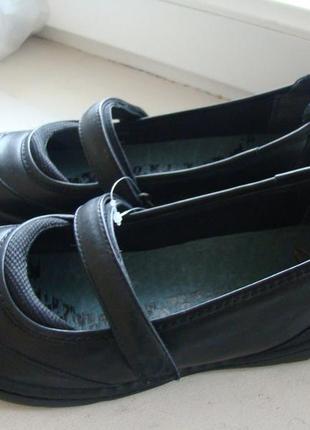 Кожаные туфли-мокасины clarks 38р.2 фото