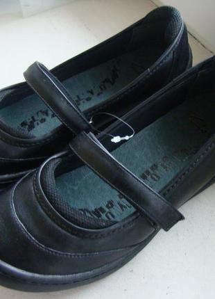 Кожаные туфли-мокасины clarks 38р.