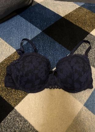 Бюстгальтер