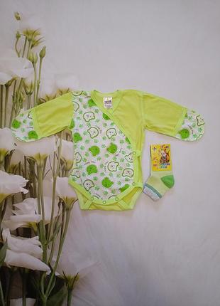 Детский боди, носки, размер 56.