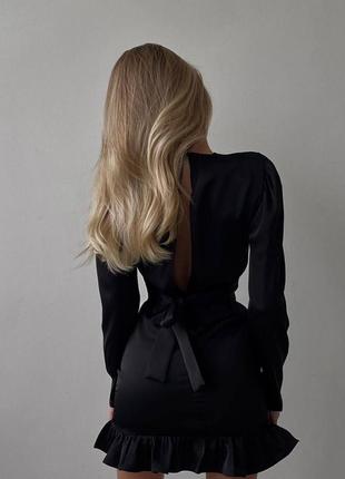 Платье мини короткая женская черная костюмка вырез на спине завязка длинные рукава платья праздничная вечерняя2 фото