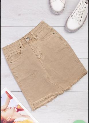 Стильная бежевая джинсовая юбка короткая мини1 фото
