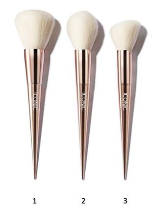 Кисть для нанесения пудры iconic london ultimate brush set large powder brush кисточка9 фото