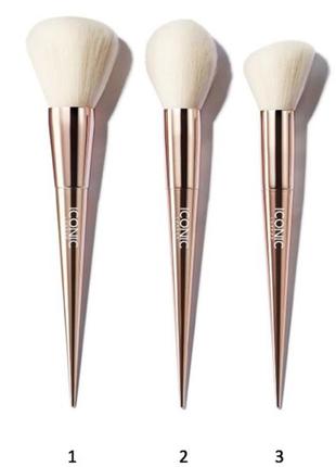 Кисть для нанесения румян и бронзера iconic london ultimate brush set tapered powder brush кисточка9 фото