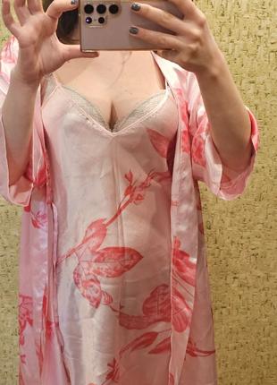 Пеньюар-халат