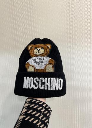 Шапка moschino