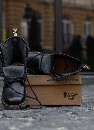 Черевики dr. martens