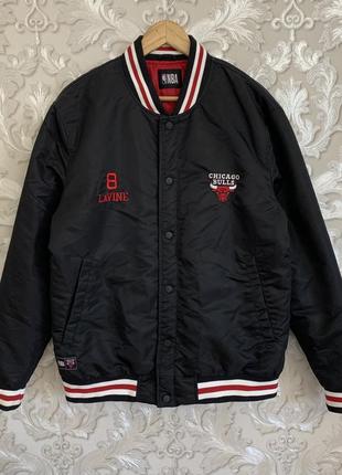 Nba chicago bulls мужской черный бомбер starter nike vintage stussy