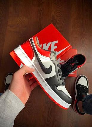 Кроссовки мужские nike air jordan 1 low white &amp; black &amp; red2 фото