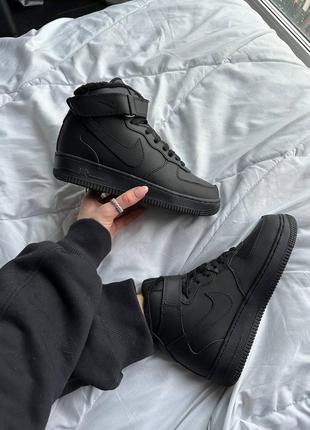 Женские кроссовки nike air force black high fur