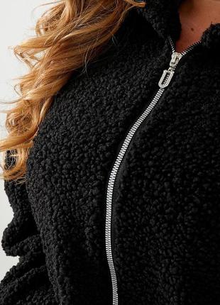Куртка жіноча тепла весняна на весну демісезонна базова з капюшоном утеплена чорна біла бежева коричнева батал довга тедді плюшева3 фото