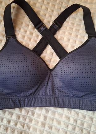 Спортивний топ, ліф