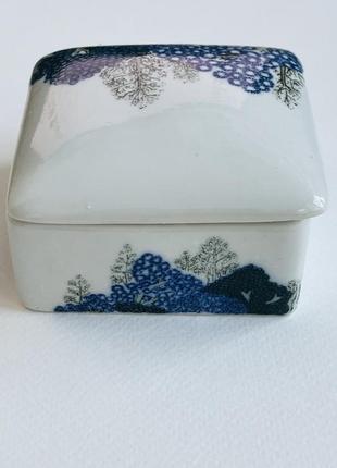 Винтажная керамическая шкатулка для украшений