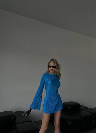 Платье мини рукава клеш с открытой спинкой на завязках по фигуре платье черная голубая бежевая элегантная вечерняя трендовая стильная7 фото