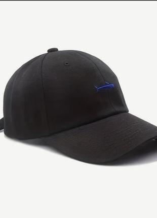 Крута чорна кепка  2-021