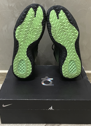 Оригінальні кросівки nike kd trey 5 viii black illusion green8 фото