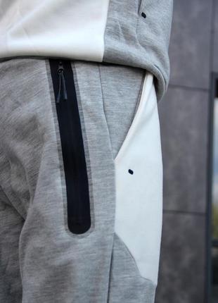 Брюки nike tech fleece в бело-сером5 фото