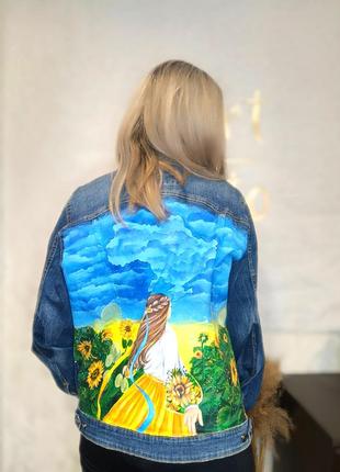 Джинсовая куртка с ручной росписью