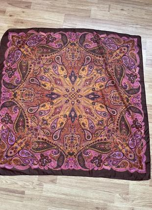 Хустка хустина