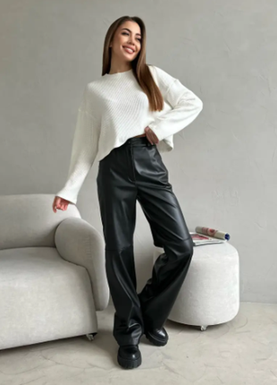 Жіночі чорні штани вільного крою з еко-шкіри на флісі (42-44, 44-46) 181ко