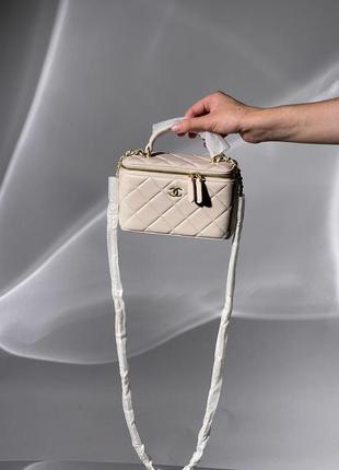 Жіноча сумка  classic beige lambskin pearl crush vanity bag9 фото